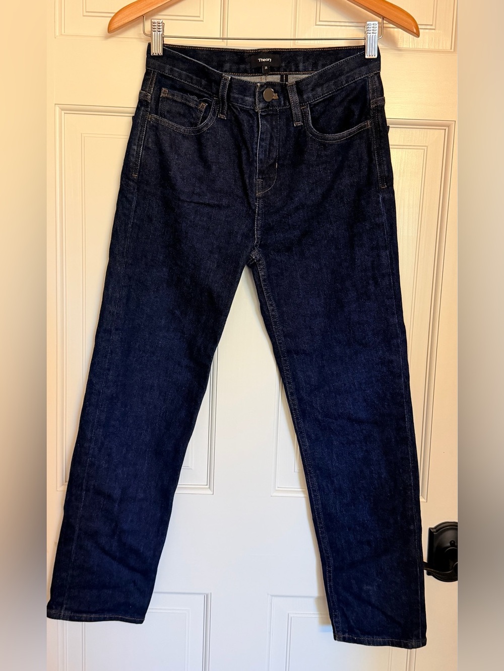 Theory women’s Indigo Straight Jeans